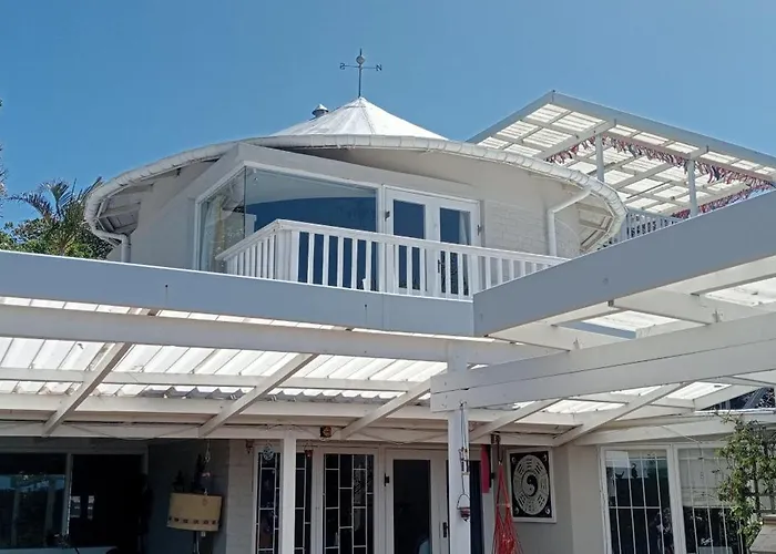 Riverview Loft Bonza Bay