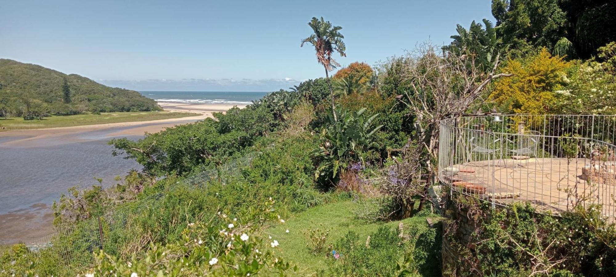 Riverview Loft Bonza Bay Homestay